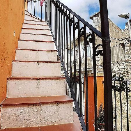 Casa Vacanza La Posadina Baunei Buitenkant foto