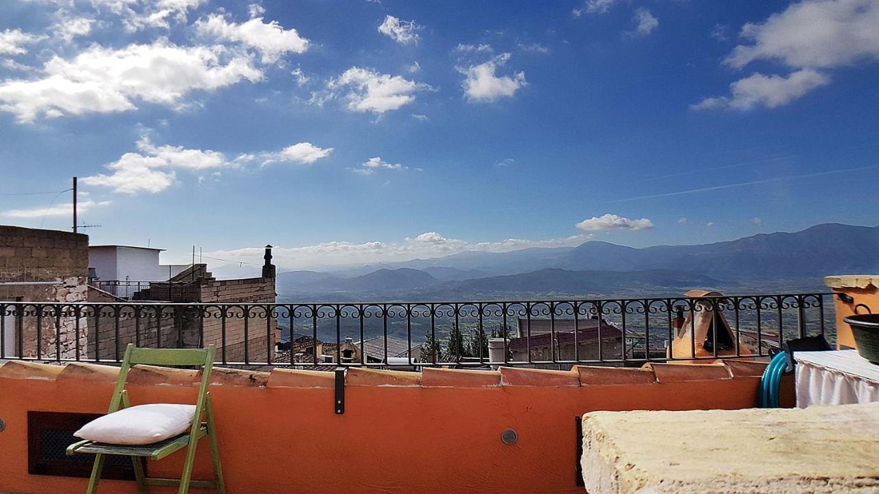 Casa Vacanza La Posadina Baunei Buitenkant foto