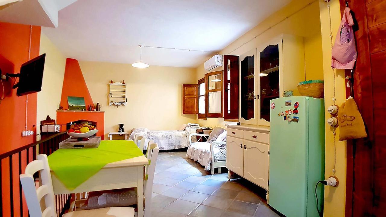Casa Vacanza La Posadina Baunei Buitenkant foto