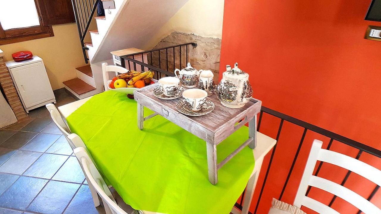 Casa Vacanza La Posadina Baunei Buitenkant foto